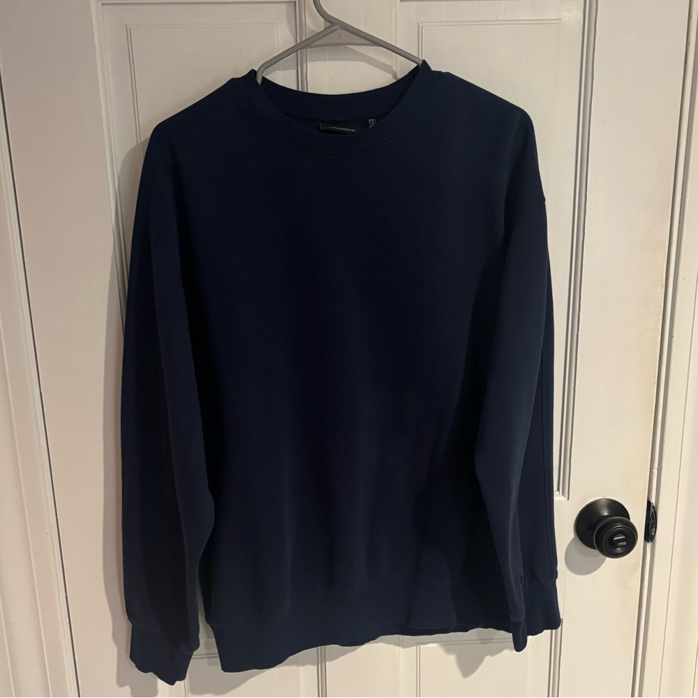 H&M navy blue crewneck sweatshirt